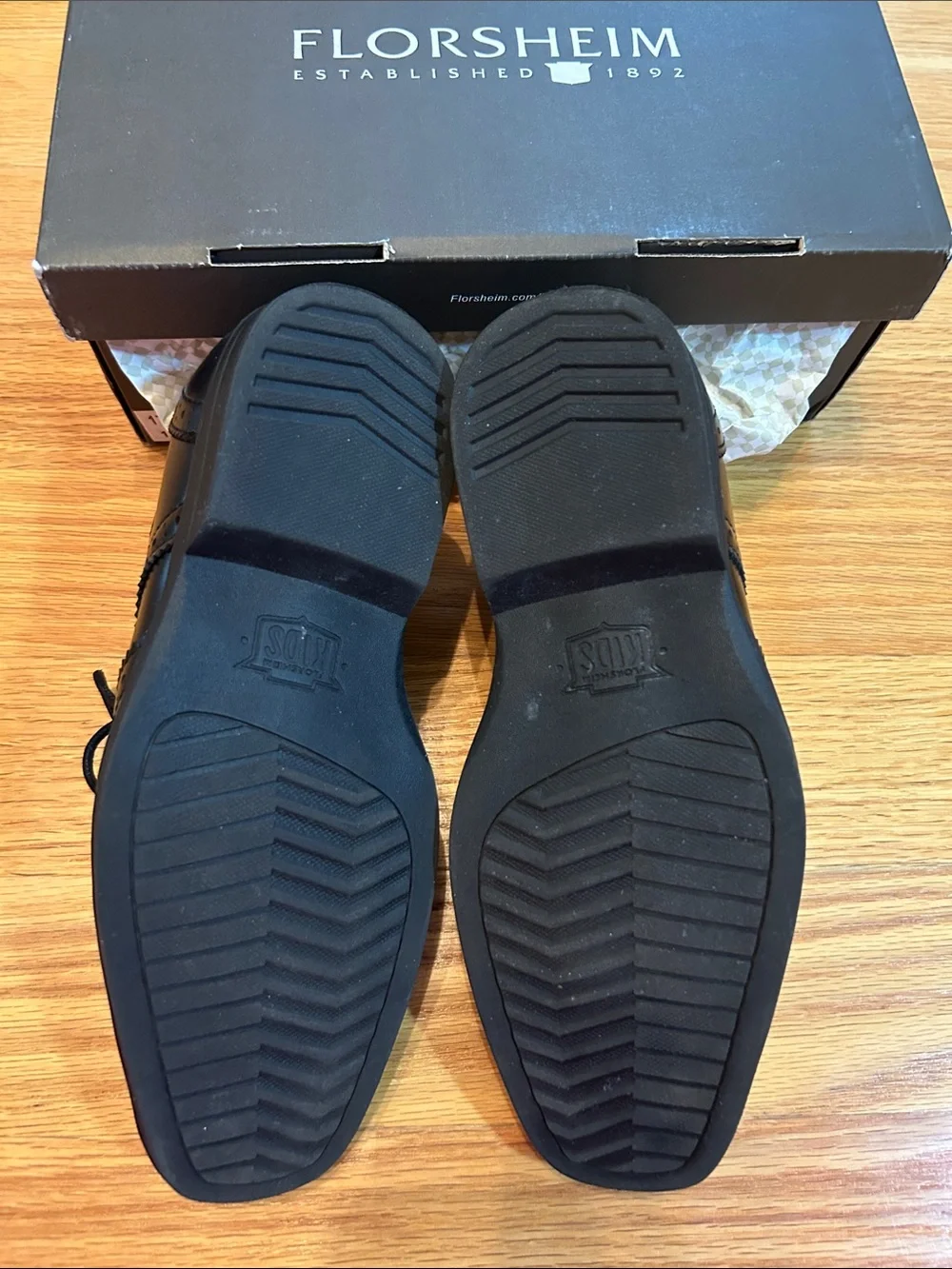 Florsheim Black Leather Wingtip Derby Dress Shoes